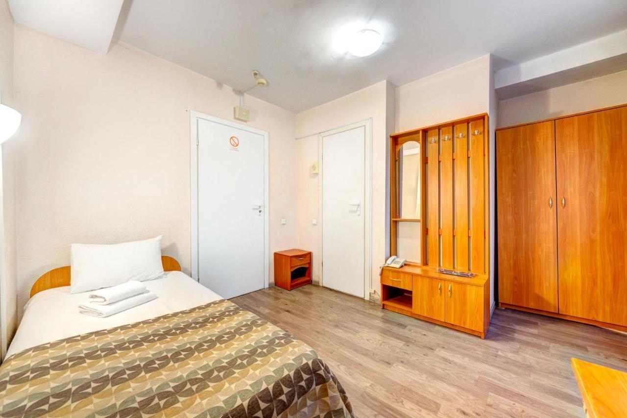 Holosiyvsky Hotel Kiev Eksteriør bilde