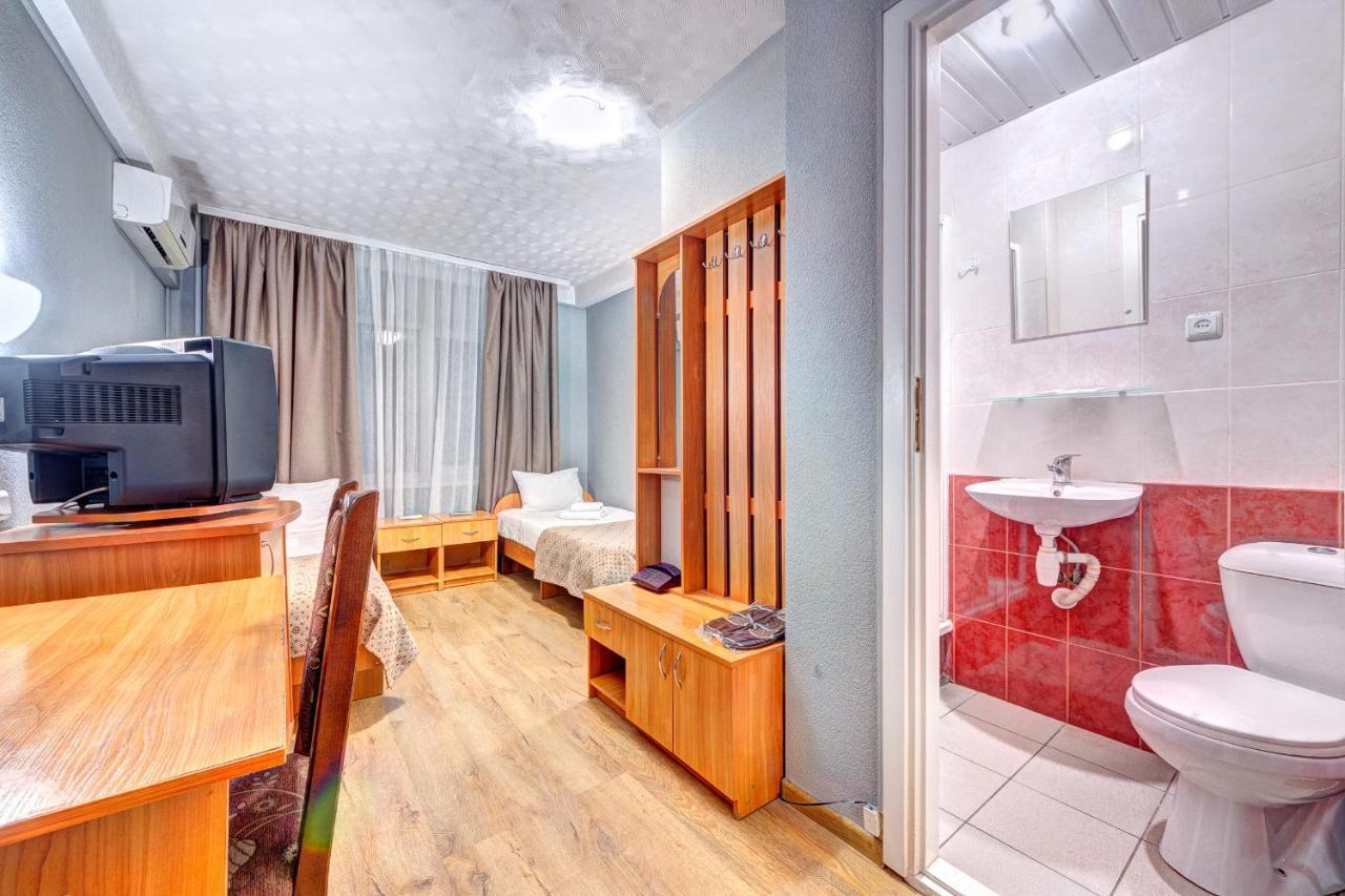 Holosiyvsky Hotel Kiev Eksteriør bilde