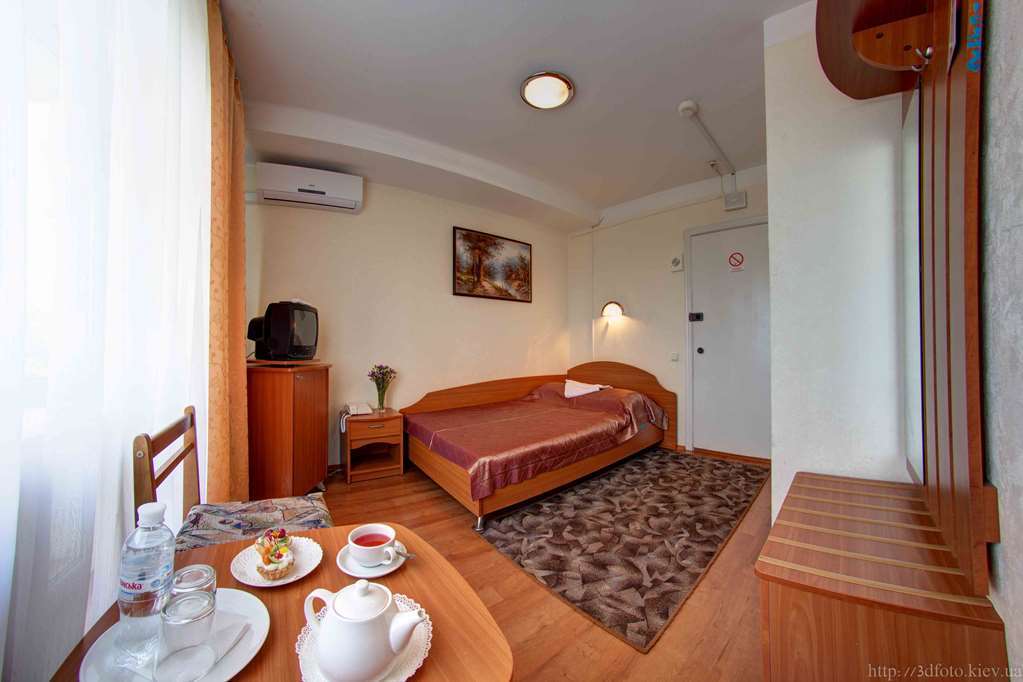 Holosiyvsky Hotel Kiev Rom bilde