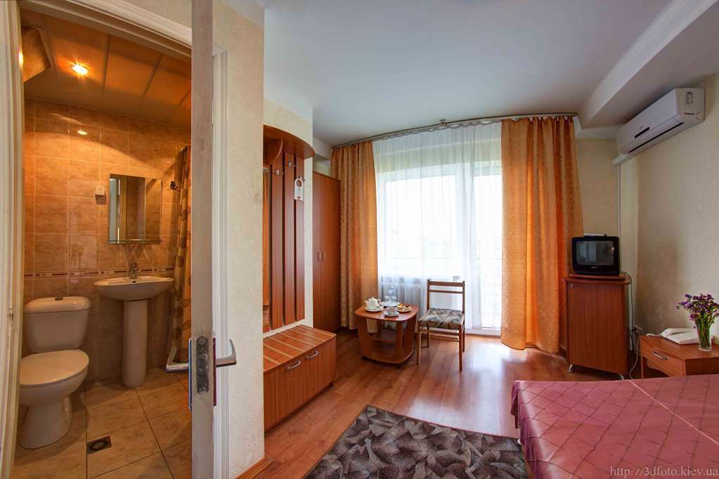 Holosiyvsky Hotel Kiev Rom bilde